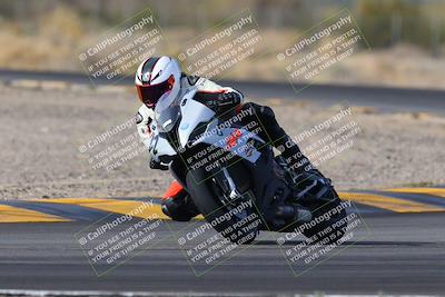 media/Dec-17-2022-SoCal Trackdays (Sat) [[224abd9271]]/Turn 7 Set 1 (1125am)/